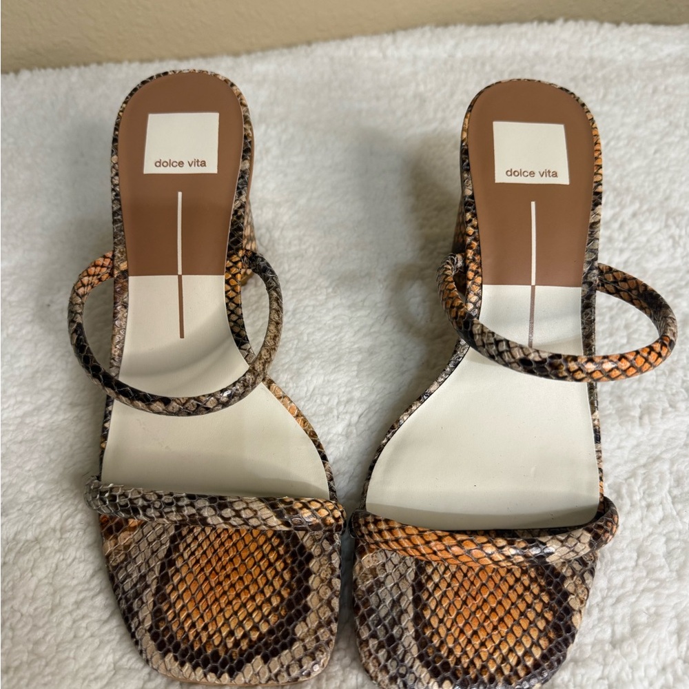 Dolce Vita Brown Snakeskin Heels - Picture 2 of 13